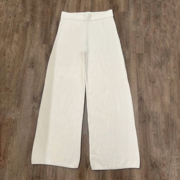 Gap Cashsoft Shaker Stitch Sweater Knit‎ Pants Beige Wide Leg Pull On S - Picture 3 of 10